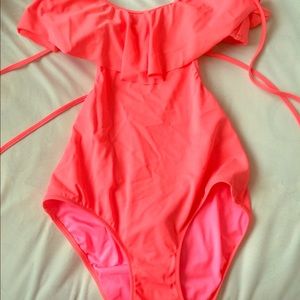 Victoria’s Secret Cutout One Piece Swimsuit!!